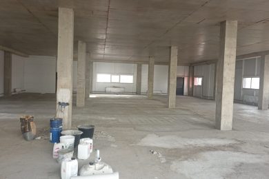 Предлагаем к аренде часть торгового помещения площадью 200 м² от общей площади 450 м² на 2ом этаже, по ул. Школьная д. 62. Напрямую от Собственника._3