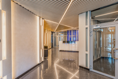 Предлагаем к аренде помещение свободного назначения в Бизнес центре на 2ом этаже, общей площадью 650 м², по ул. Бородинской. Напрямую от Собственника._5