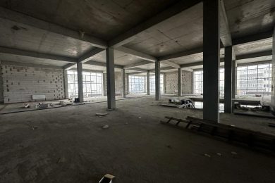 Предлагаем к аренде Торговый Центр общей площадью 3500 м² всего 3эт, по ул. Шевцова на Земельном участке 55сот. Напрямую от Собственника._13