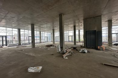 Предлагаем к аренде Торговый Центр общей площадью 3500 м² всего 3эт, по ул. Шевцова на Земельном участке 55сот. Напрямую от Собственника._14