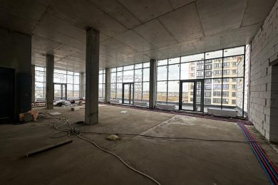 Предлагаем к аренде Торговый Центр общей площадью 3500 м² всего 3эт, по ул. Шевцова на Земельном участке 55сот. Напрямую от Собственника._11