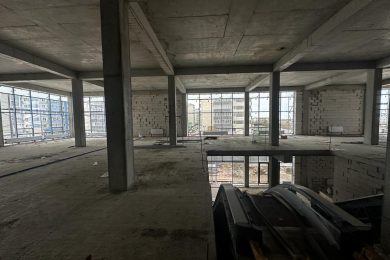 Предлагаем к аренде Торговый Центр общей площадью 3500 м² всего 3эт, по ул. Шевцова на Земельном участке 55сот. Напрямую от Собственника._19