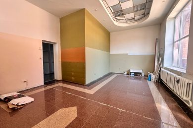 Предлагаем к аренде помещение свободного назначения на первом этаже, общей площадью 80 м², по ул. Горького 113. Напрямую от Собственника._11