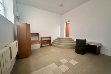 Предлагаем к аренде помещение свободного назначения на первом этаже, общей площадью 80 м², по ул. Горького 113. Напрямую от Собственника._15