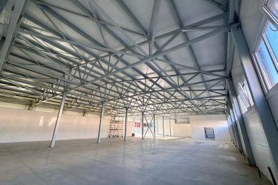 Предлагаем к аренде торговое помещение общей площадью 700 м² на 1ом этаже, по ул. Октябрьской г. Энем. Напрямую от Собственника._7