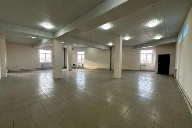 Предлагаем к аренде помещение свободного назначения на 3ем этаже, общей площадью 144 м², по ул. Селезнева. Напрямую от Собственника._2