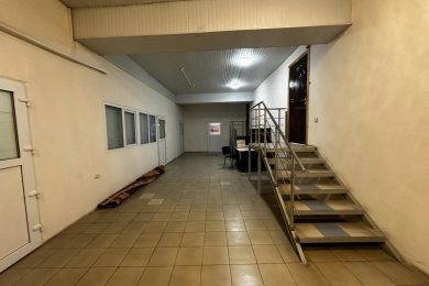 Предлагаем к аренде помещение свободного назначения на 3ем этаже, общей площадью 144 м², по ул. Селезнева. Напрямую от Собственника._10