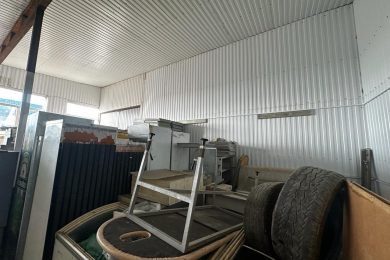 Предлагаем к аренде складское помещение на охраняемой территории общей площадью 550м² состоящий из склада 150м², 400 м². Напрямую от Собственника._7