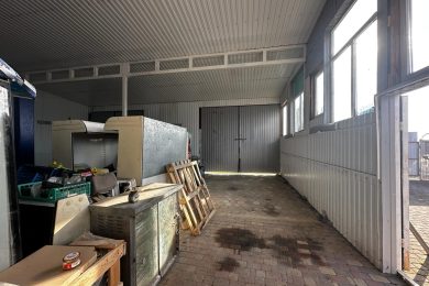 Предлагаем к аренде складское помещение на охраняемой территории общей площадью 550м² состоящий из склада 150м², 400 м². Напрямую от Собственника._5