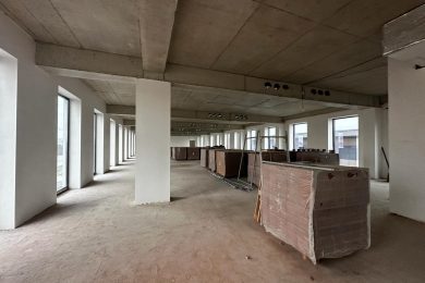 Предлагаем к аренде отдельно стоящее здание общей площадью 2000 м² всего 4эт включая цоколь, по ул. Ростовское Шоссе. Напрямую от Собственника._15