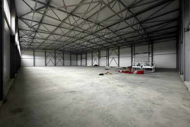 Предлагаем к аренде складское помещение на охраняемой территории общей площадью 1500 м². Напрямую от Собственника._3