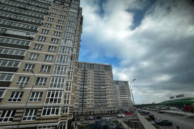 Предлагаем к аренде торговое помещение площадью 900кв.м на 2ом этаже в Торговом Центре общей площадью 1800 м², по ул. Солнечной д. 2. Напрямую от Собственника._8