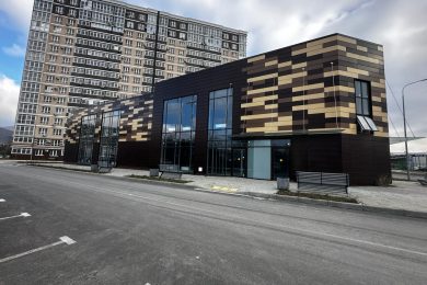 Предлагаем к аренде торговое помещение площадью 900кв.м на 2ом этаже в Торговом Центре общей площадью 1800 м², по ул. Солнечной д. 2. Напрямую от Собственника._2