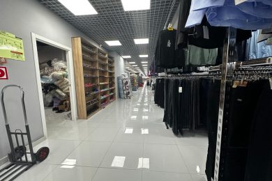 Предлагаем к аренде помещение свободного назначения в Бизнес центре на 2ом этаже, общей площадью 650 м², по ул. Бородинской. Напрямую от Собственника._7