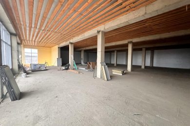 Предлагаем к аренде торговое помещение общей площадью 430 м² на 2ом этаже, по ул. Дорожная г. Энем. Напрямую от Собственника._7