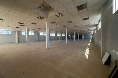 Предлагаем к аренде помещение свободного назначения на 2-ом этаже, общей площадью 1000 м², по ул. Сиверса 12 Е. Напрямую от Собственника._14