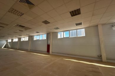 Предлагаем к аренде помещение свободного назначения на 2-ом этаже, общей площадью 1000 м², по ул. Сиверса 12 Е. Напрямую от Собственника._15