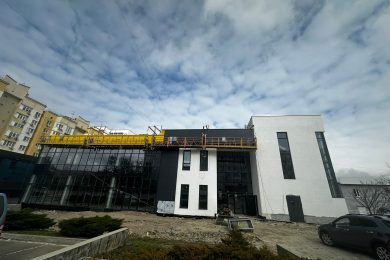 Предлагаем к аренде помещение свободного назначения на втором этаже, по ул. Тобольская д. 9, площадью 950 м², напрямую от собственника._1