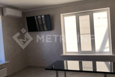 Предлагаем к аренде частный дом общей площадью 100 м², по ул. Батайская 8._5