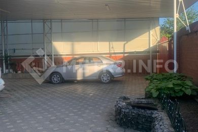 ПРЕДЛАГАЕМ К ПРОДАЖЕ  ДОМ 270 КВ.М. НА УЧАСТКЕ 5 СОТОК, РАЙОН 9 ЛИНИИ._44