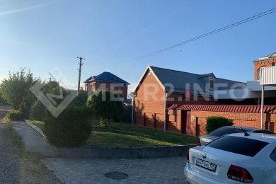 ПРЕДЛАГАЕМ К ПРОДАЖЕ  ДОМ 270 КВ.М. НА УЧАСТКЕ 5 СОТОК, РАЙОН 9 ЛИНИИ._2