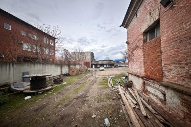 Предлагаем к продаже помещение свободного назначения , общей площадью 1000 м², по ул. Российская, 259. Напрямую от Собственника. к_4