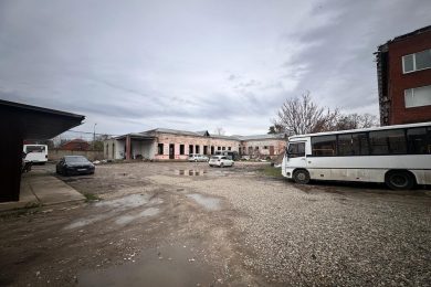 Предлагаем к продаже помещение свободного назначения , общей площадью 1000 м², по ул. Российская, 259. Напрямую от Собственника. к_8