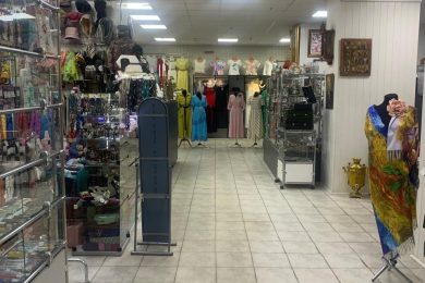 Предлагаем к аренде торговую площадь в ТЦ » Талан»общей площадью 30 м², по ул. Ленина, 72. Напрямую от Собственника._2