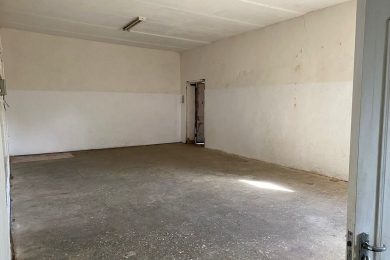 Предлагаем к продаже пpoизвoдcтвeннo- складскoe помeщeние, общей площадью 1100 м², на 20 сот. Напрямую от Собственника._16