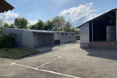 Предлагаем к продаже пpoизвoдcтвeннo- складскoe помeщeние, общей площадью 1100 м², на 20 сот. Напрямую от Собственника._22