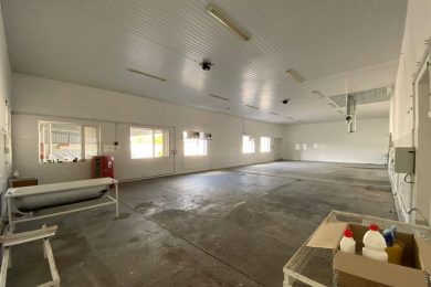 Предлагаем к продаже пpoизвoдcтвeннo- складскoe помeщeние, общей площадью 1100 м², на 20 сот. Напрямую от Собственника._8