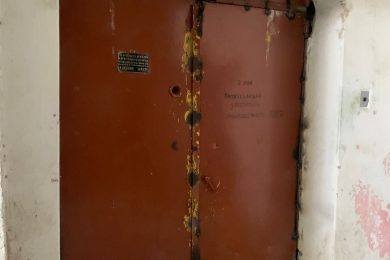 Предлагаем к аренде производственно-складское помещение 1800 кв.м., расположенные по ул. Новороссийская, 147 территория завода Пластформ. Напрямую от собственника. БЕЗ КОМИССИИ._11