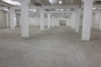 Предлагаем к аренде транспортно-логистический центр, складское помещение общей площадью 6000 м² расположенный по адресу г. Армавир  ул.Мичурина 10б. Напрямую от собственника._10