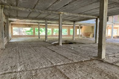 Предлагаем к аренде  трехэтажное здание площадью 3600 м². Напрямую от собственника, без комиссии, по адресу г. Армавир ул. Новороссийская 147/2 копия_6