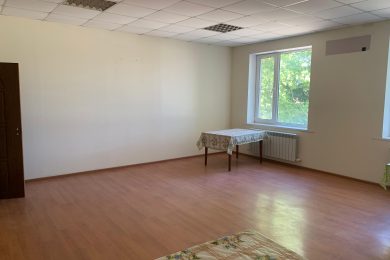 Предлагаем к аренде  производственно-складское помещение общей площадью 800 м² напрямую от собственника, без комиссии  по адресу г.Армавир ул. Нефтяников, 1._8