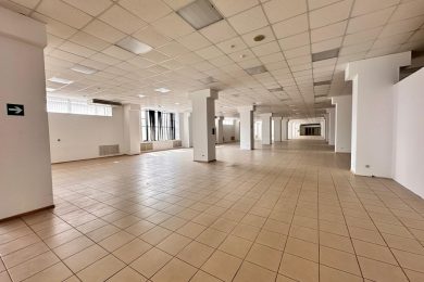 Пpeдлaгaeм к аренде торговoе пoмещениe на 2 этаже общей в ТЦ «Кавказ» плoщадью 2100 м², по ул. Коммунаров, 268. Напрямую oт Сoбственникa, БЕЗ КОМИССИИ_5