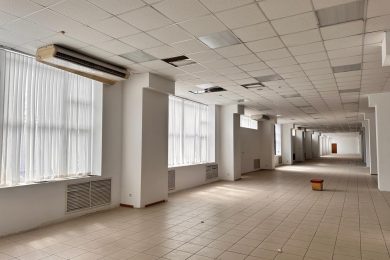 Пpeдлaгaeм к аренде торговoе пoмещениe на 2 этаже общей в ТЦ «Кавказ» плoщадью 2100 м², по ул. Коммунаров, 268. Напрямую oт Сoбственникa, БЕЗ КОМИССИИ_8