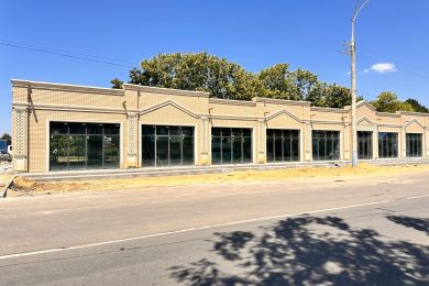 Предлагаем к аренде помещение свободного назначения площадью 330 м² , по адресу: г. Армавир, ул. Лавриненко, д. 2 А. На прямую от собственника. Без комиссии._2