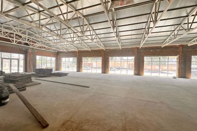 Предлагаем к аренде помещение свободного назначения площадью 330 м² , по адресу: г. Армавир, ул. Лавриненко, д. 2 А. На прямую от собственника. Без комиссии._8