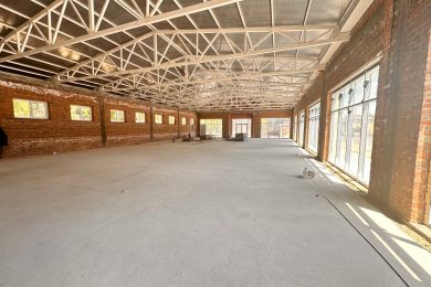 Предлагаем к аренде помещение свободного назначения площадью 330 м² , по адресу: г. Армавир, ул. Лавриненко, д. 2 А. На прямую от собственника. Без комиссии._12