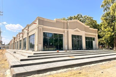 Предлагаем к аренде помещение свободного назначения площадью 330 м² , по адресу: г. Армавир, ул. Лавриненко, д. 2 А. На прямую от собственника. Без комиссии._0