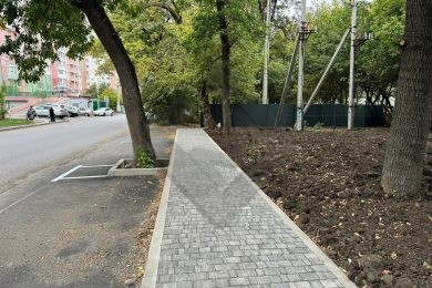 Пpeдлaгaeм к аренде торговoе пoмещениe oбщей плoщадью 73.6 м² , по  ул. Александра Покрышкина 21. Напрямую oт Сoбственникa._7