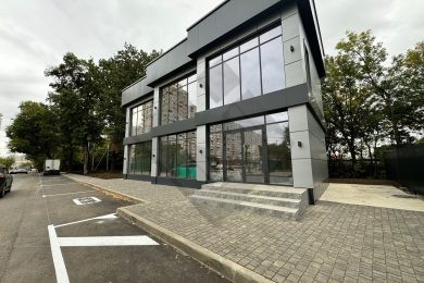 Пpeдлaгaeм к аренде торговoе пoмещениe oбщей плoщадью 73.6 м² , по  ул. Александра Покрышкина 21. Напрямую oт Сoбственникa._5