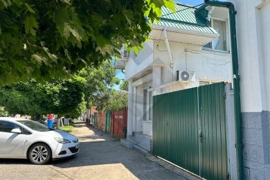 Предлагаем к аренде помещение свободного назначения, площадью 20 м² по ул. Свердлова. Напрямую от собственника. Без комиссии._0