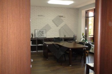 Предлагаем к аренды помещение свободного назначения в г. ставрополь по ул. Мира д.285 общей площадью 430 м². Напрямую от собственника. Без комиссии._4