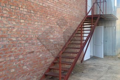 Предлагаем к аренде помещение свободного назначения площадью 320 м² , по адресу: г. Армавир, ул. Тургенева , д. 125. На прямую от собственника. Без комиссии._9