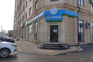 Предлагаем к аренде помещение свободного назначения площадью 470 м² на 1ом этаже многоэтажного дома. Напрямую от собственника._1