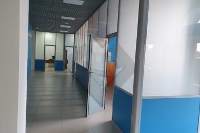 Предлагаем к аренде помещение свободного назначения площадью 470 м² на 1ом этаже многоэтажного дома. Напрямую от собственника._8