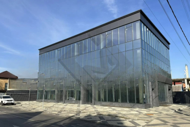 Предлагаем к аренде отдельно стоящее здание общей площадью 1100 кв.м. в г. Краснодаре по  ул. Индустриальная 73, напрямую от Собственника._3