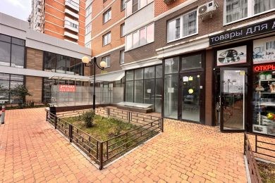 Предлагаем к аренде помещение свободного назначения общей площадью 56 м² по ул. Командорская 9, напрямую от Собственника._1